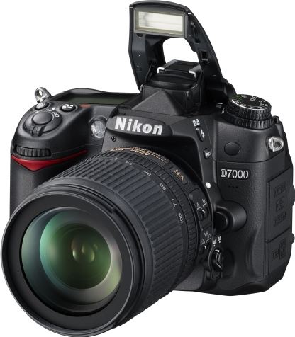 Nikon D7000 + AF-S DX NIKKOR 18-105mm zwart