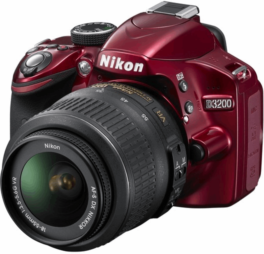 Nikon D3200 + AF-S DX NIKKOR 18-55mm rood