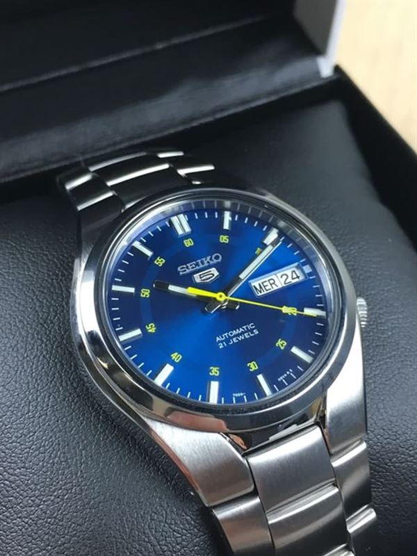 Seiko Prachtige automatishe horloge -Blauw met datum. SNK615K1