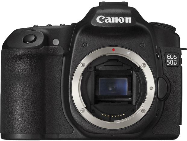 Canon EOS 50D + EF-S 18-200mm IS zwart