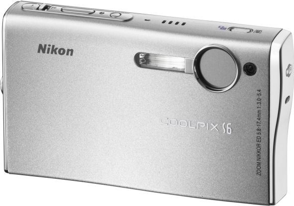 Nikon Coolpix S6 zilver