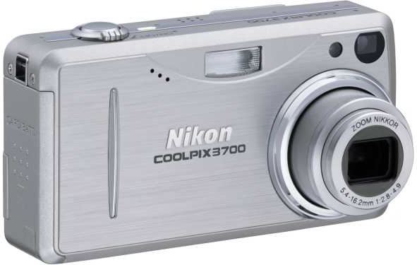 Nikon Coolpix 3700 zilver