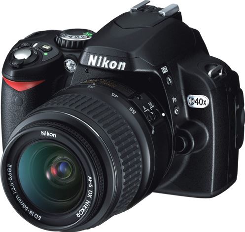 Nikon D40X + AF-S DX 18-135mm F/3.5-5.6G IF-ED zwart