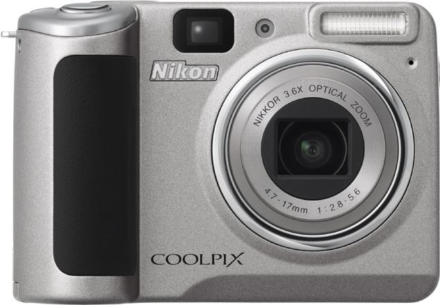 Nikon Coolpix P50 zilver