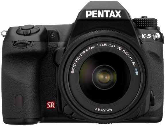 Pentax K-5 en smc DA 18-55mm AL WR zwart