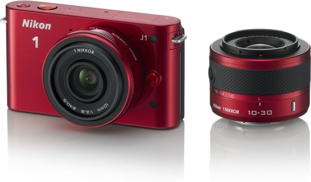 Nikon 1 J1 + 1 NIKKOR VR 10-30mm + 1 NIKKOR 10mm rood