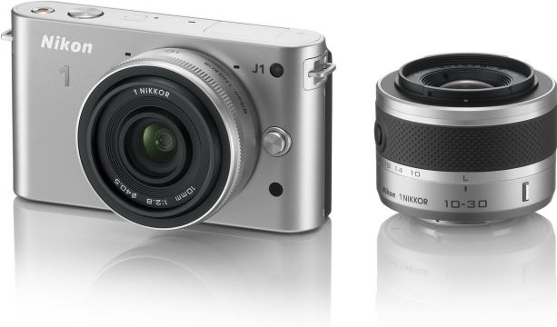 Nikon 1 J1 + NIKKOR VR 10-30mm + 10mm zilver