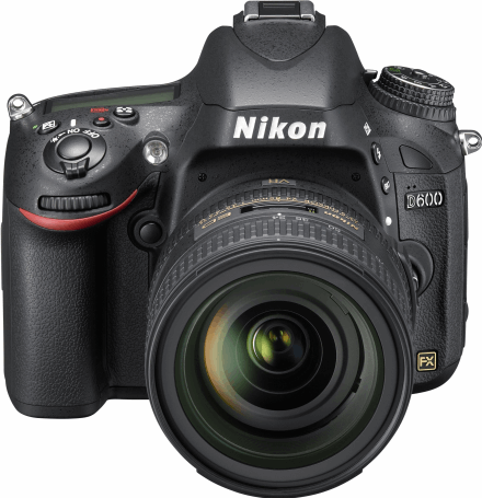 Nikon D600 + AF-S NIKKOR 24-85mm zwart