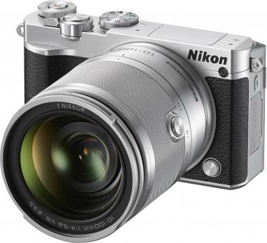 Nikon 1 J5 zilver + 10-100mm VR Powerzoom