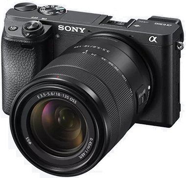 Sony α 6300 + 18-135mm zwart