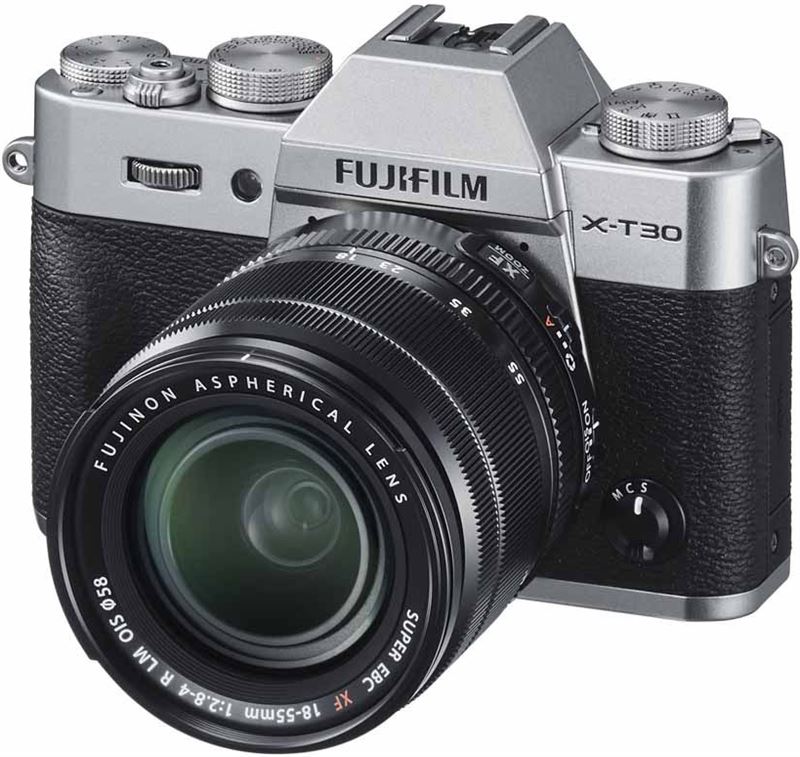 Fujifilm X-T30 + XF 18-55mm zilver