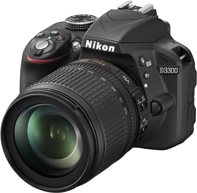 Nikon D3300 + AF-S DX NIKKOR 18-105mm zwart