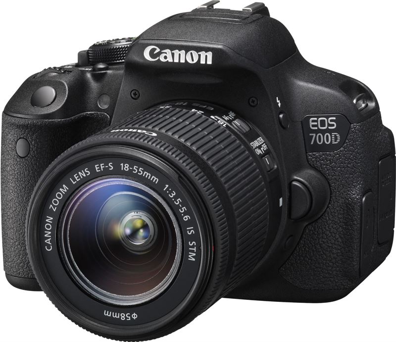 Canon EOS 700D + EF-S 18-55mm zwart