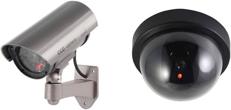 - dummy beveiligingscamera set van twee zwart en zilver - led / sensor zwart